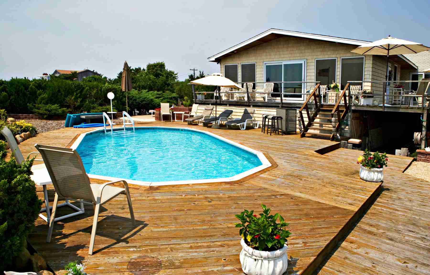 piscine avec terrasse