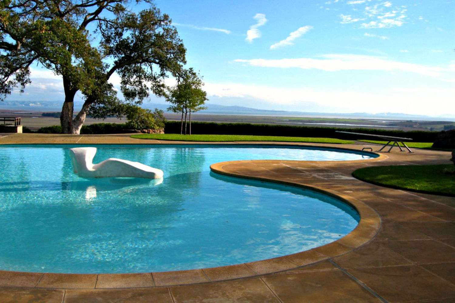 piscine moderniste donnell sonoma